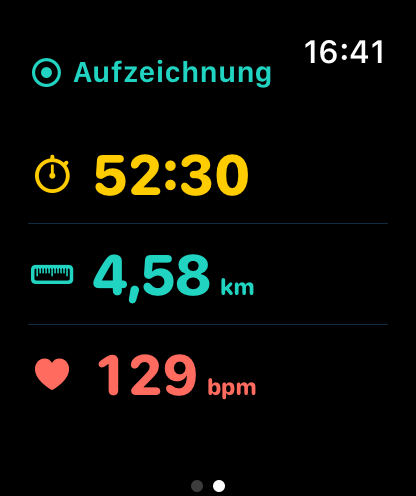 PaddleForm auf der Apple Watch mit Dauer, Distanz und Herzfrequenz während der Demotour.